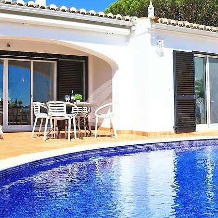 Seaside Villa *